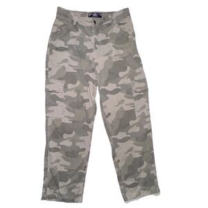 Hollister Ultra High-Rise Dad Pant Camo Cargo Skater Baggy Size 13R / 12R W31